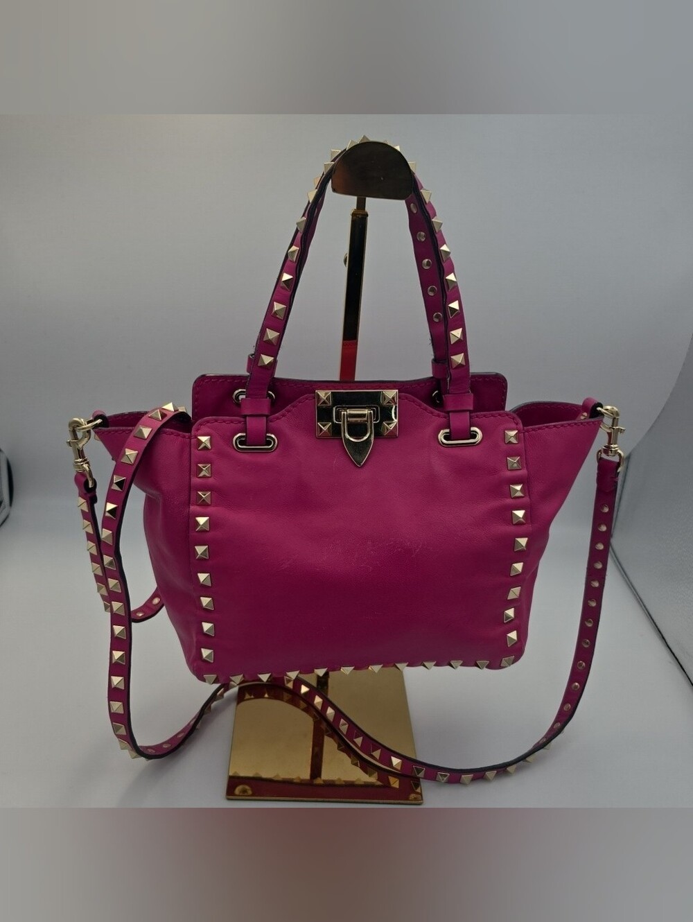 Valentino Garavani Fushia Rock Stud 2-Way Small Tote Gold Hardware (EUC)COA💖